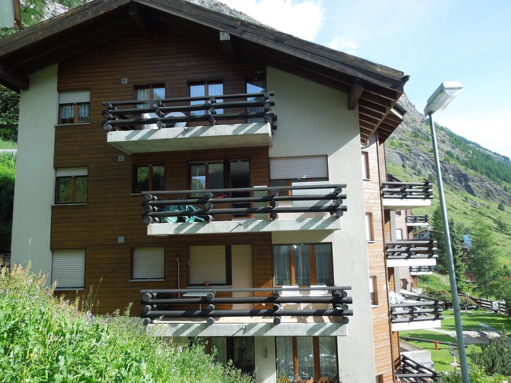 Ferienwohnung Bodmen B Zermatt Zimmer foto